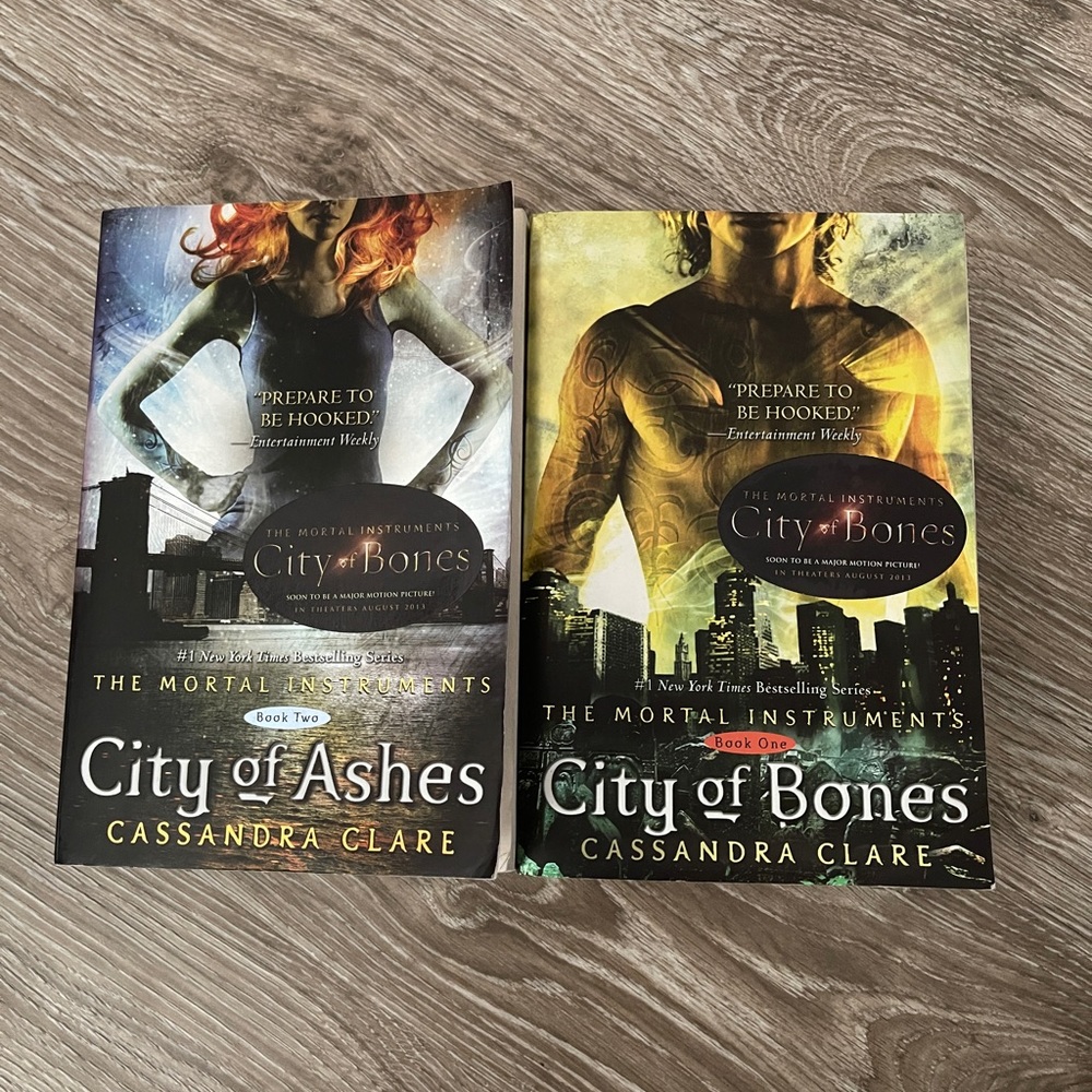 City of Bones Book Bundle by Cassanda Claire